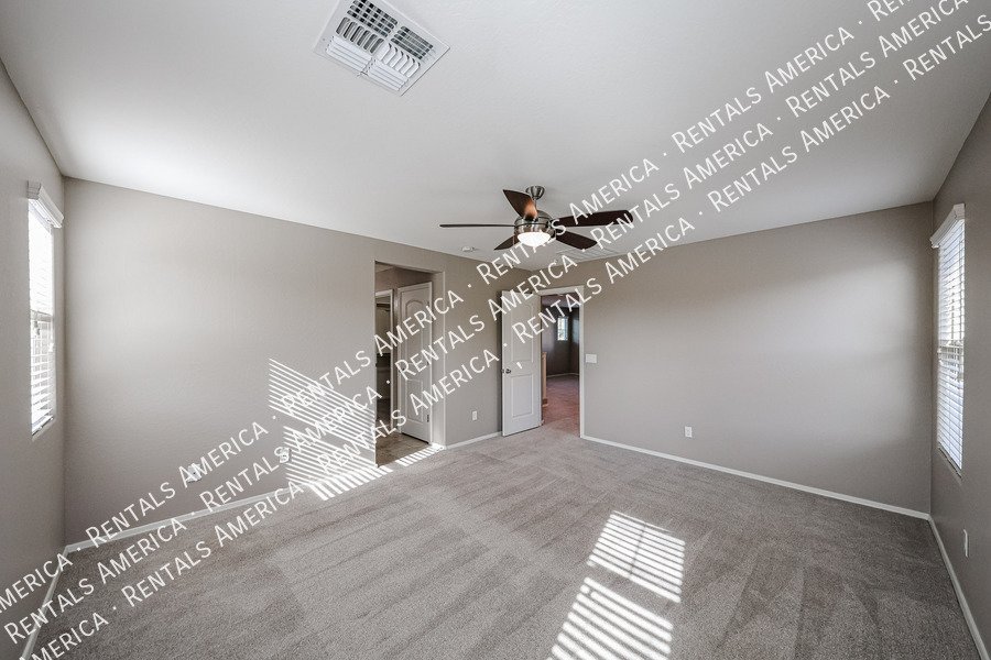 you wont want to miss out on this 3 bed/2.5 Bath home in Chandler! property image