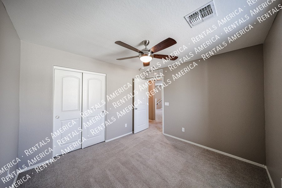 you wont want to miss out on this 3 bed/2.5 Bath home in Chandler! property image
