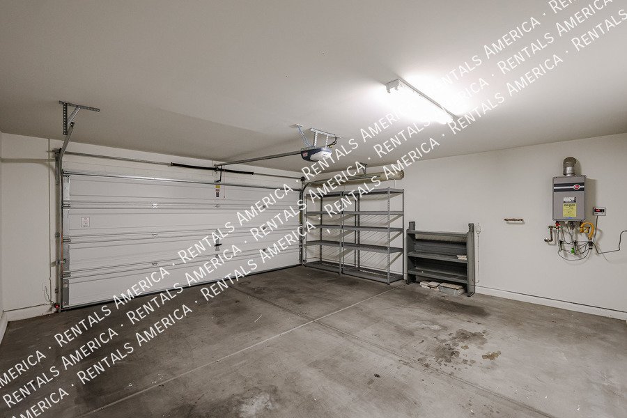 you wont want to miss out on this 3 bed/2.5 Bath home in Chandler! property image