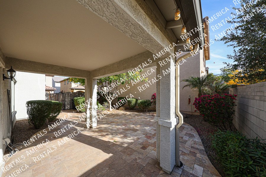 you wont want to miss out on this 3 bed/2.5 Bath home in Chandler! property image