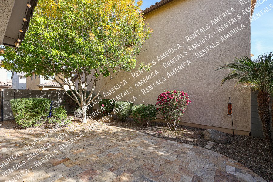 you wont want to miss out on this 3 bed/2.5 Bath home in Chandler! property image