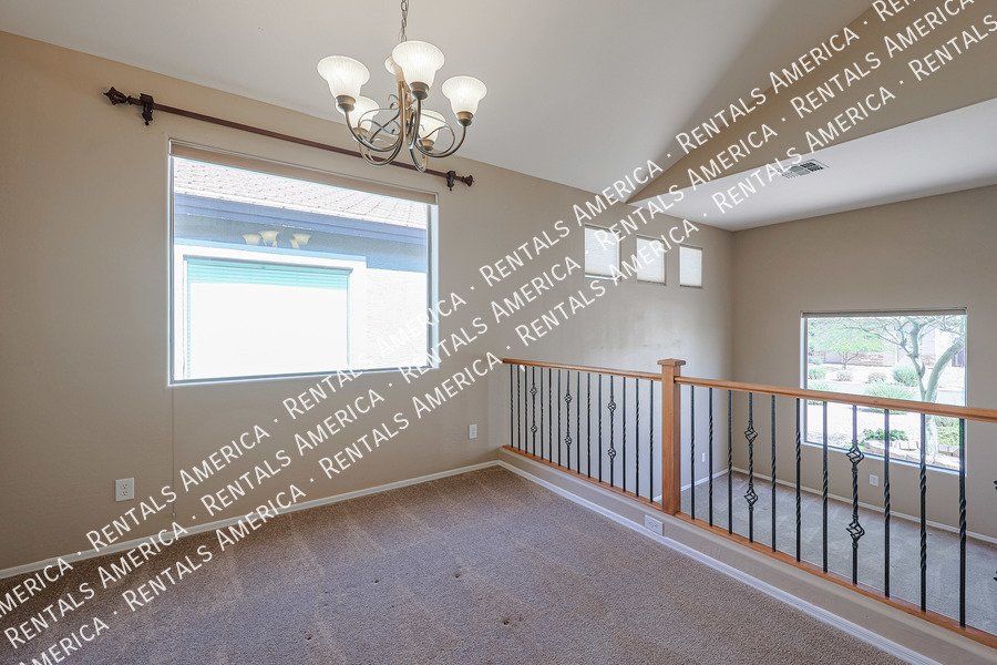 Gorgeous 4bed, 3 bath + TWO BONUS ROOMS in N Phx property image