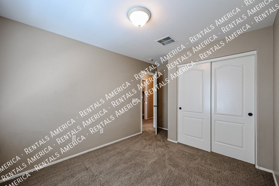 GORGEOUS 3BR CRAFTSMAN STYLE IN COOLEY STATION property image