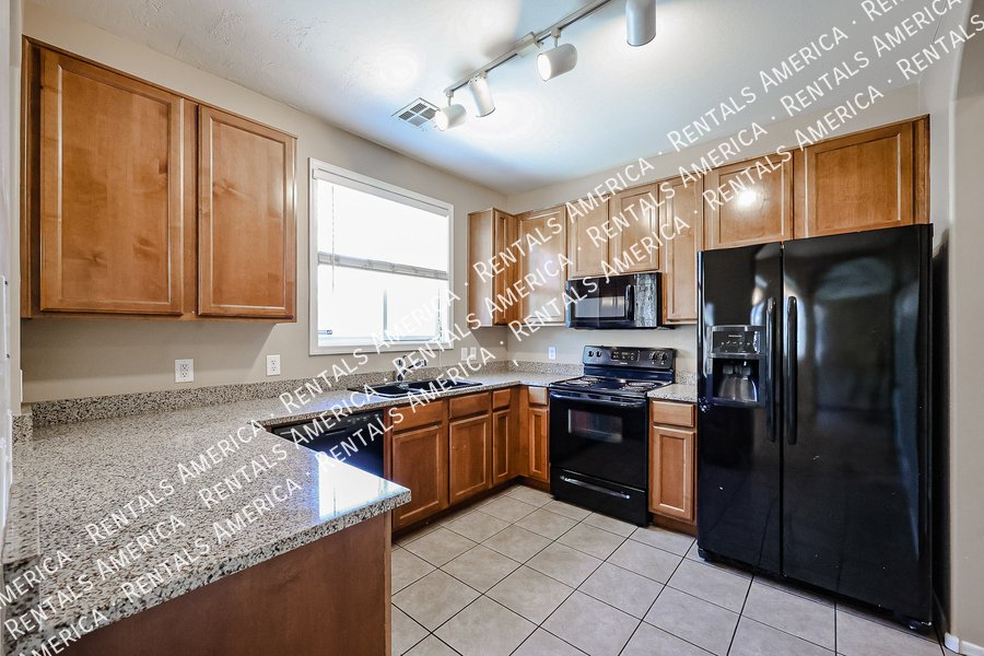 GORGEOUS 3BR CRAFTSMAN STYLE IN COOLEY STATION property image