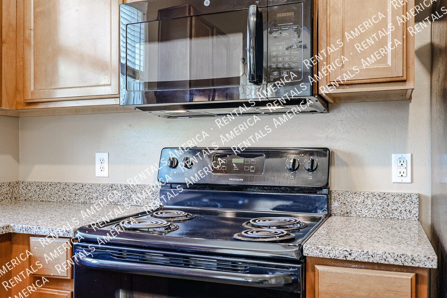 GORGEOUS 3BR CRAFTSMAN STYLE IN COOLEY STATION property image