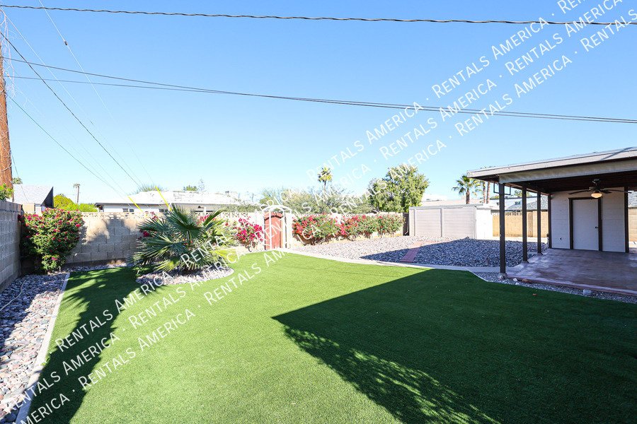 Available! 3 Bedroom 2 Bath Large yard in Scottsdale!! property image