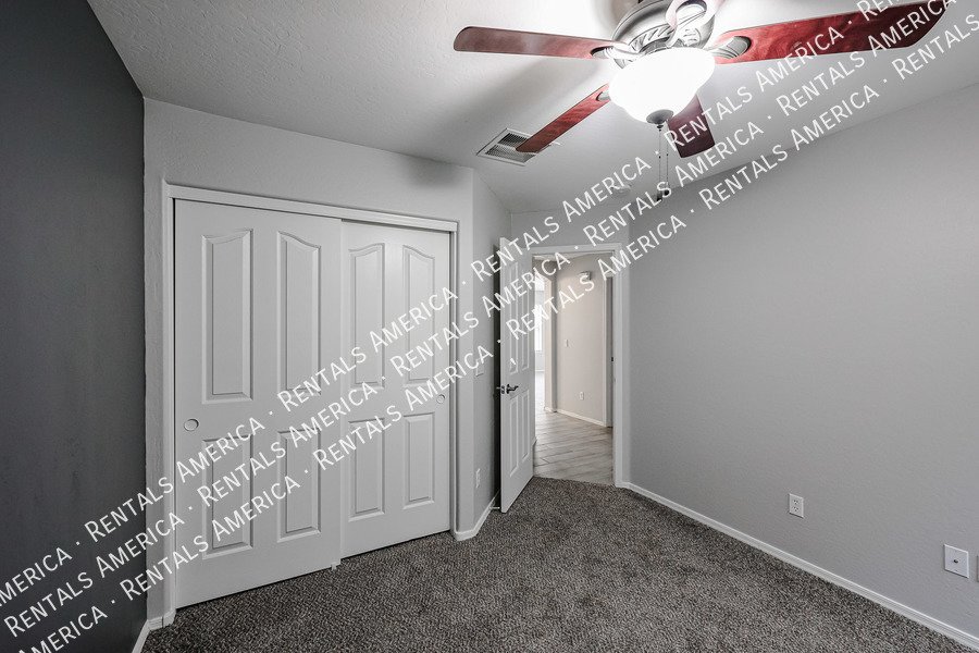 MI Special! Beautiful 4BD 2BA Home in Maricopa Meadows! property image