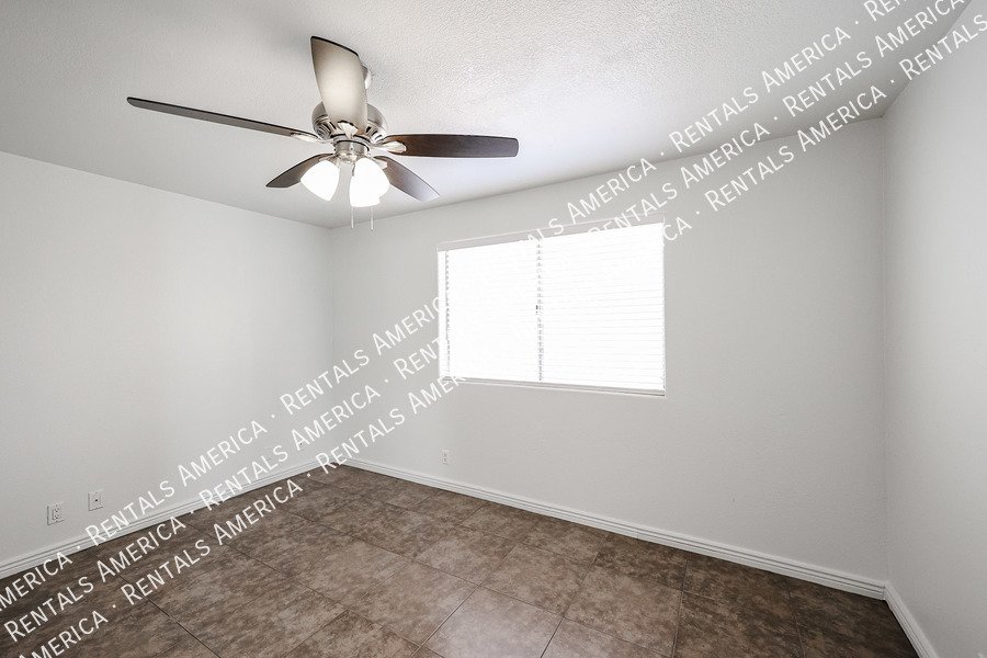 Beautiful 4 bedroom home in Phoenix! property image
