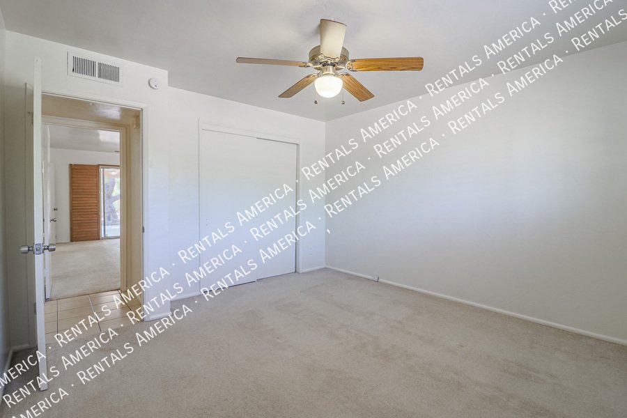 Mid-Century Home with modern upgrades & breathtaking mountain views! property image