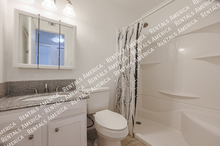 Remodeled Townhome in Olive Green Villas! property image