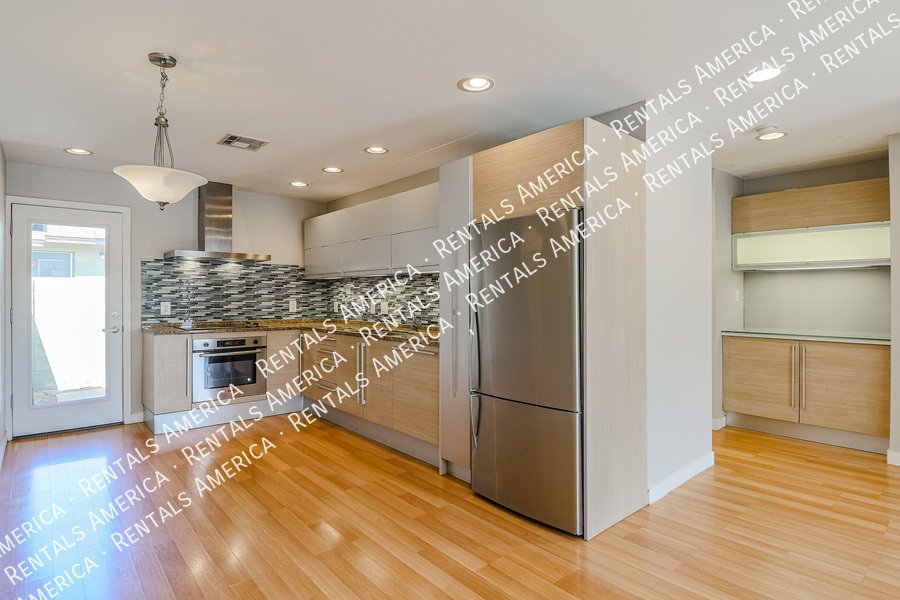 2 Bed Condo available for immediate move in. property image