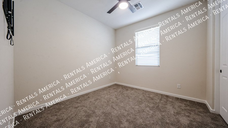 Beautiful 3-Bedroom Home in Verrado-One month free property image