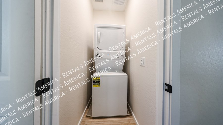 Beautiful 3-Bedroom Home in Verrado-One month free property image