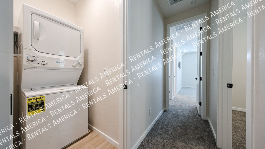 Beautiful 3-Bedroom Home in Verrado-One month free property image