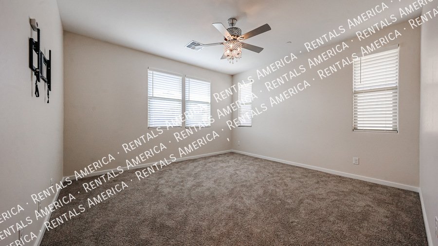 Beautiful 3-Bedroom Home in Verrado-One month free property image