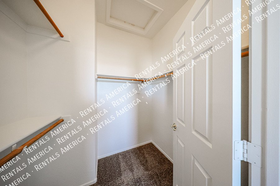 MI Special! Nice 3BD 2BA Home in Gated Community in Laveen! property image