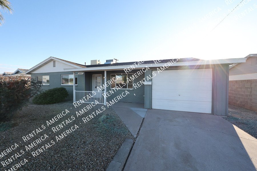 Remodeled South Scottsdale Home  4 Bedroom 2 Bath Home property image