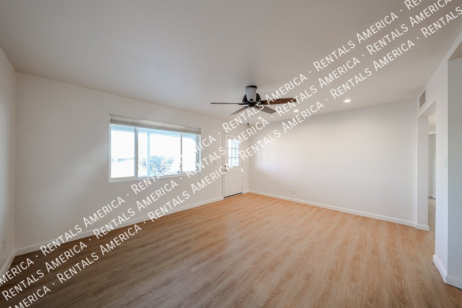 Remodeled South Scottsdale Home  4 Bedroom 2 Bath Home property image