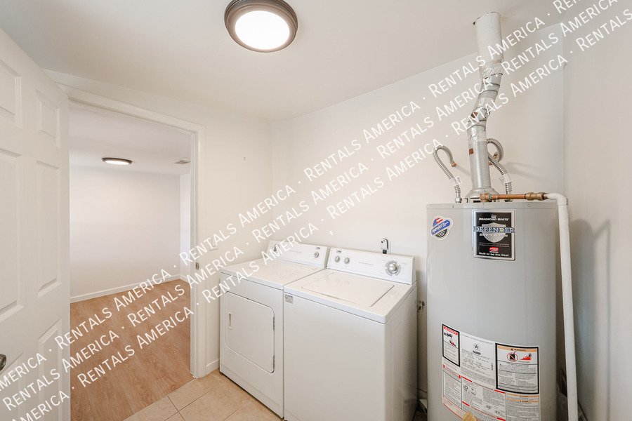 Remodeled South Scottsdale Home  4 Bedroom 2 Bath Home property image