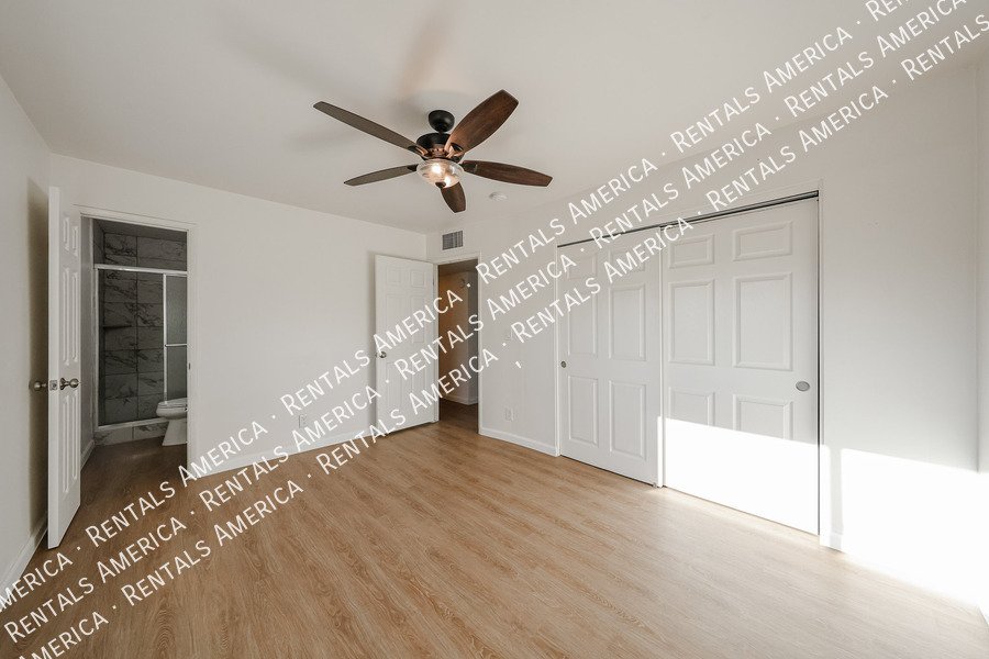 Remodeled South Scottsdale Home  4 Bedroom 2 Bath Home property image