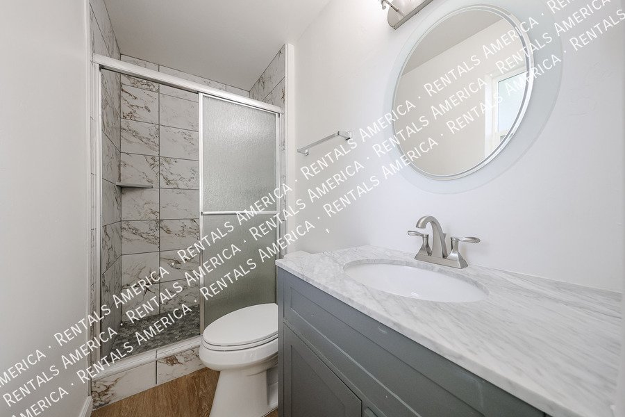 Remodeled South Scottsdale Home  4 Bedroom 2 Bath Home property image