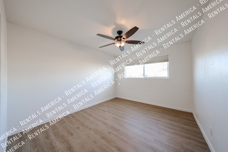 Remodeled South Scottsdale Home  4 Bedroom 2 Bath Home property image