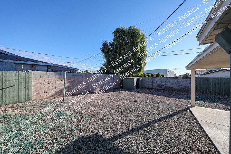 Remodeled South Scottsdale Home  4 Bedroom 2 Bath Home property image