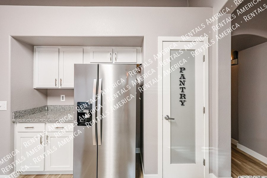 133 W Muriel Dr property image