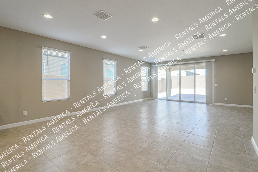 Brand NEW 3 Bd/2 Ba +Den In Anthem At Merrill Ranch of Florence!!! property image