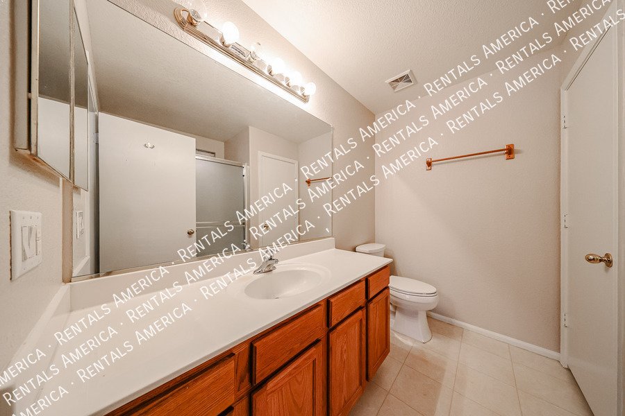 42610 W Michaels Dr property image