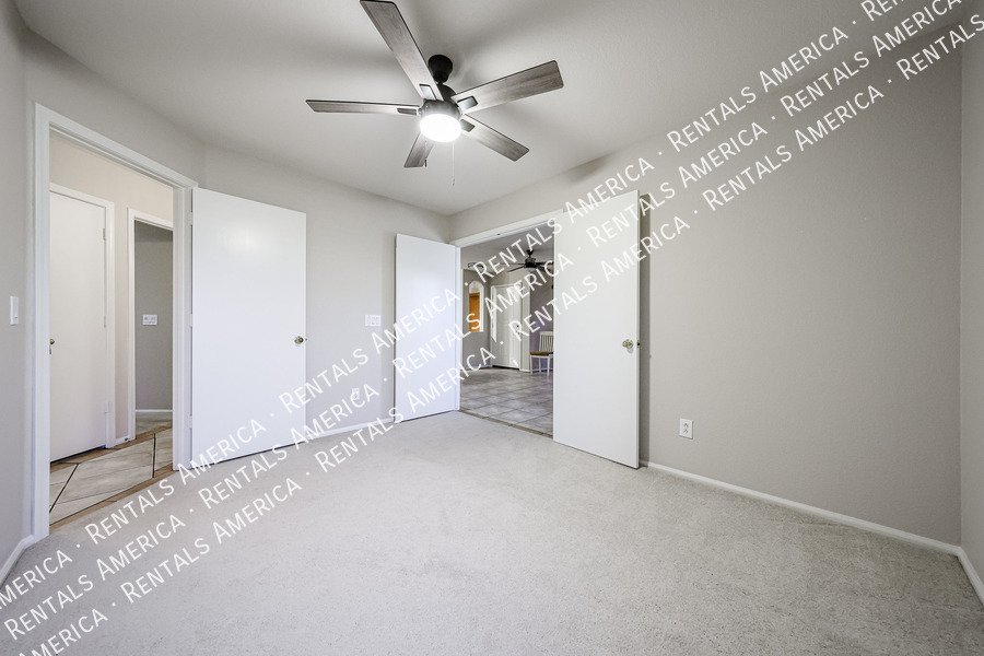 42610 W Michaels Dr property image