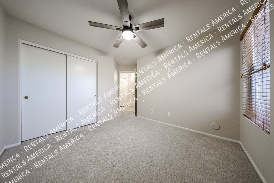 42610 W Michaels Dr property image