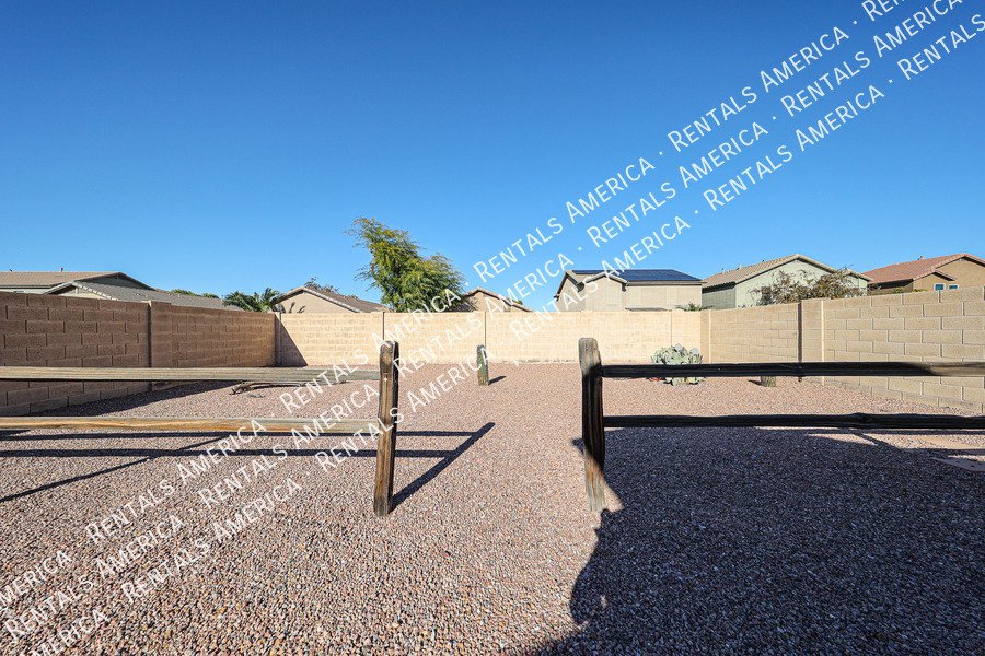 42610 W Michaels Dr property image