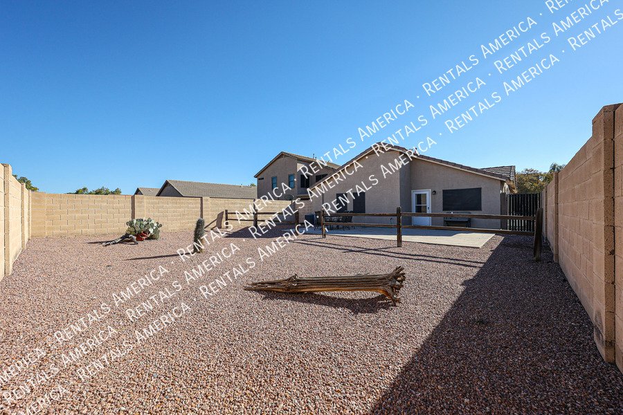 42610 W Michaels Dr property image