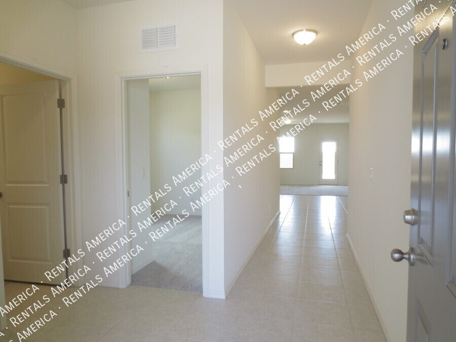 3 Bed 2 Bath 1 Level Home in Casa Grande! property image