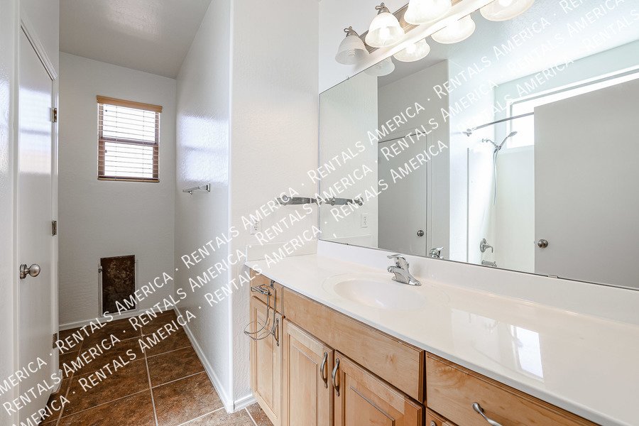 Beautiful home available now! property image