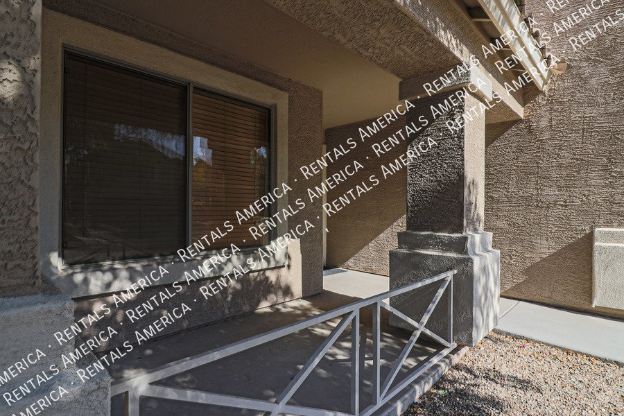 Beautiful 4/2.5 Home in Wigwam North ~ Move in Ready NOW! property image