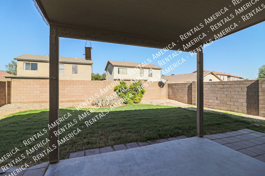 Beautiful 4/2.5 Home in Wigwam North ~ Move in Ready NOW! property image