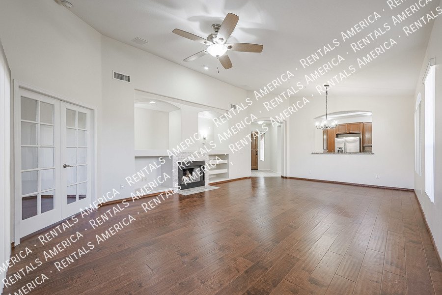 Coming Soon! Gorgeous Single Level Home in Scottsdale! Solar Powered! property image