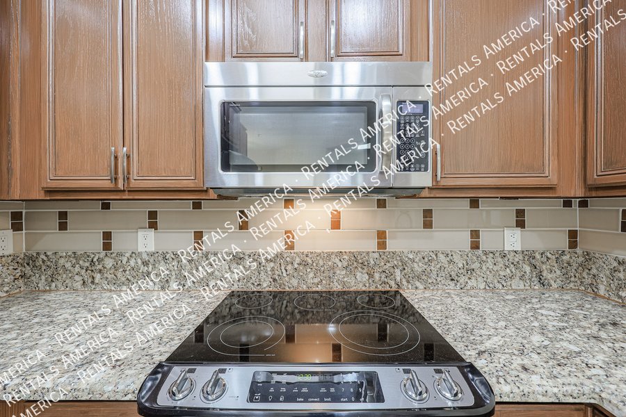 Coming Soon! Gorgeous Single Level Home in Scottsdale! Solar Powered! property image