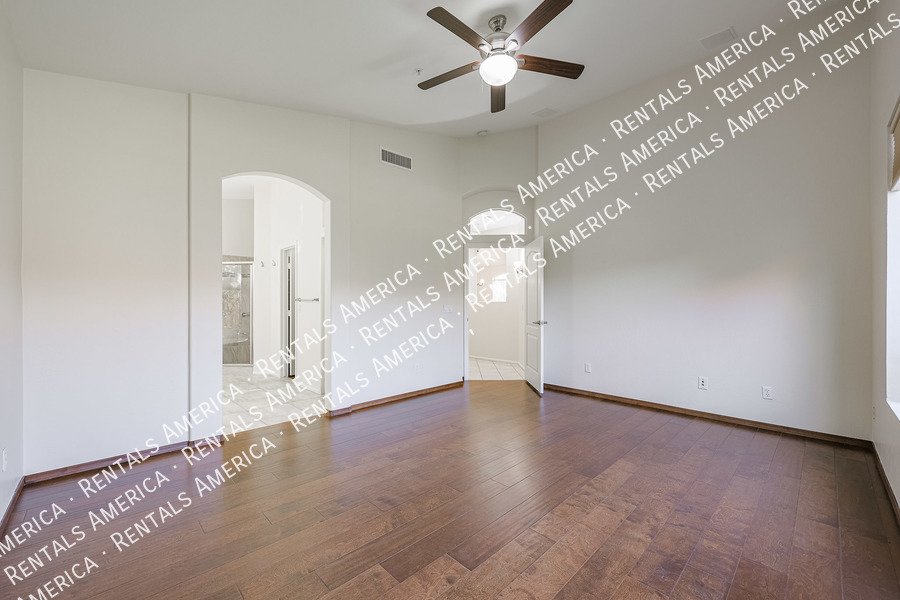 Coming Soon! Gorgeous Single Level Home in Scottsdale! Solar Powered! property image