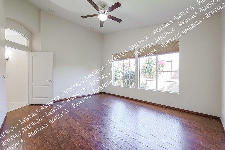 Coming Soon! Gorgeous Single Level Home in Scottsdale! Solar Powered! property image