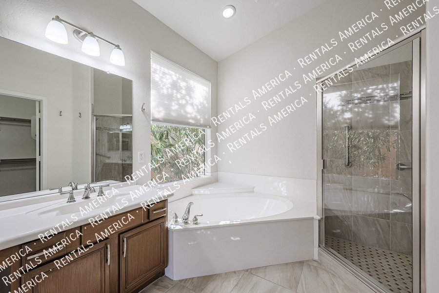 Coming Soon! Gorgeous Single Level Home in Scottsdale! Solar Powered! property image