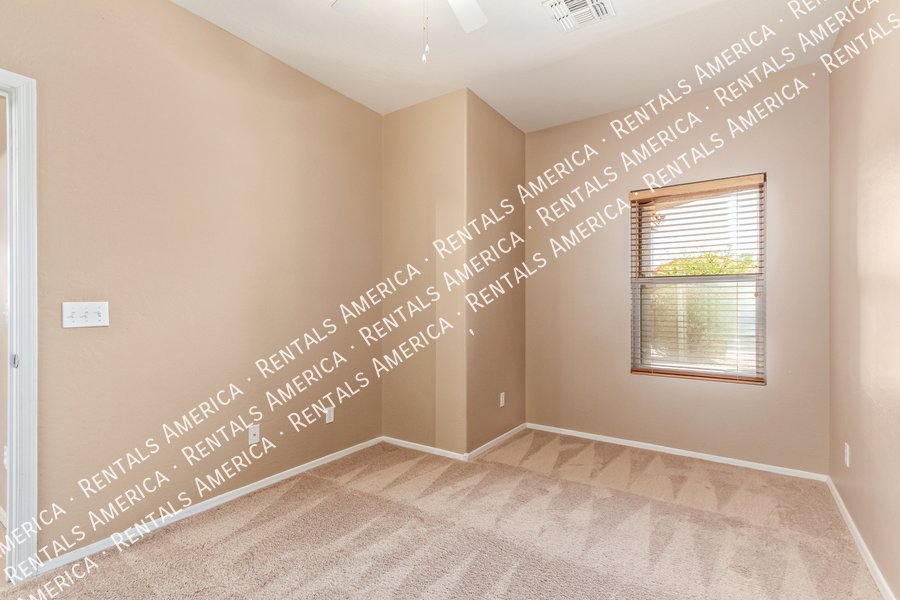 Move In Special- Single Level 3bed Plus Den, 2 Bath Home property image