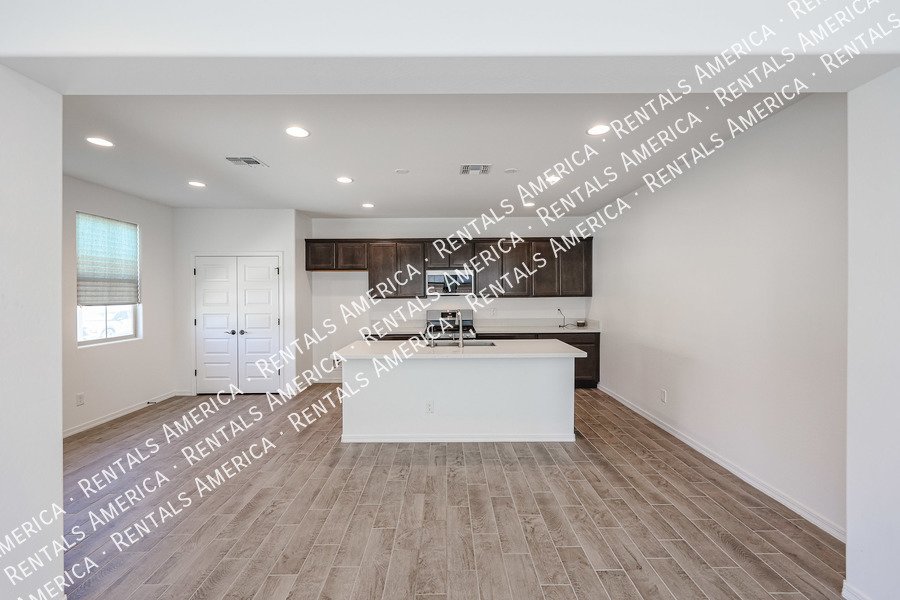 Rancho Mercado, 3 - Bedroom 2.5 Bath property image