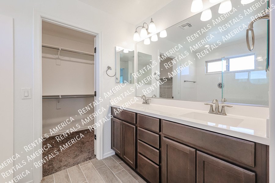 Rancho Mercado, 3 - Bedroom 2.5 Bath property image