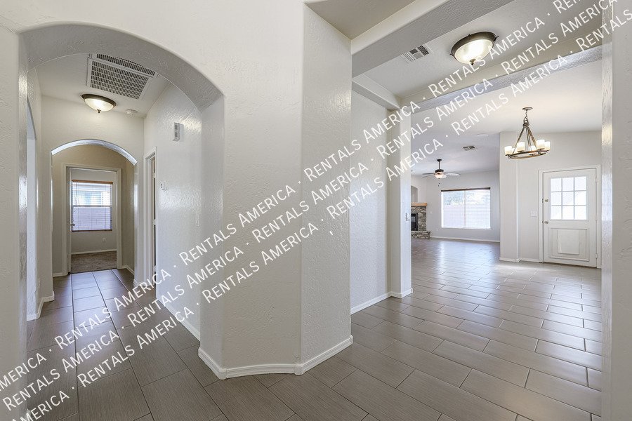 Beautiful 3 BR + Office in Surprise property image