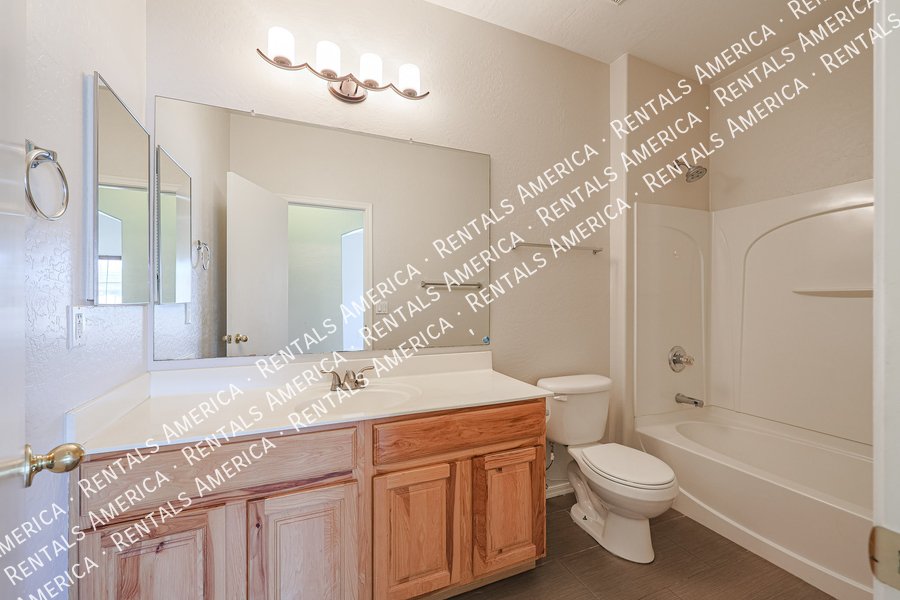 Beautiful 3 BR + Office in Surprise property image