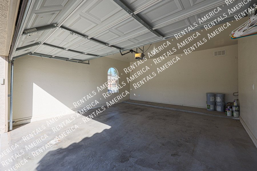 Beautiful 3 BR + Office in Surprise property image