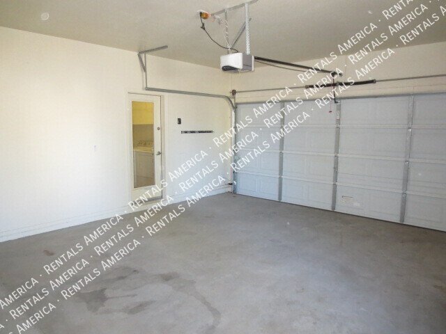 Beautiful 3 BR + Office in Surprise property image